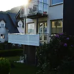 Lägenhet Weingut Im Moselkrampen *
