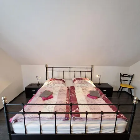 Weingut Im Moselkrampen Apartment Ellenz-Poltersdorf