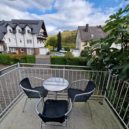 Weingut Im Moselkrampen * Ellenz-Poltersdorf