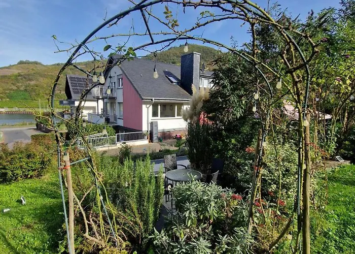 아파트 Weingut Im Moselkrampen *